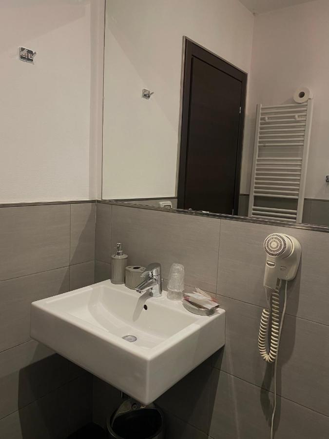 ארצו Cameracaffe Sul Lago מראה חיצוני תמונה